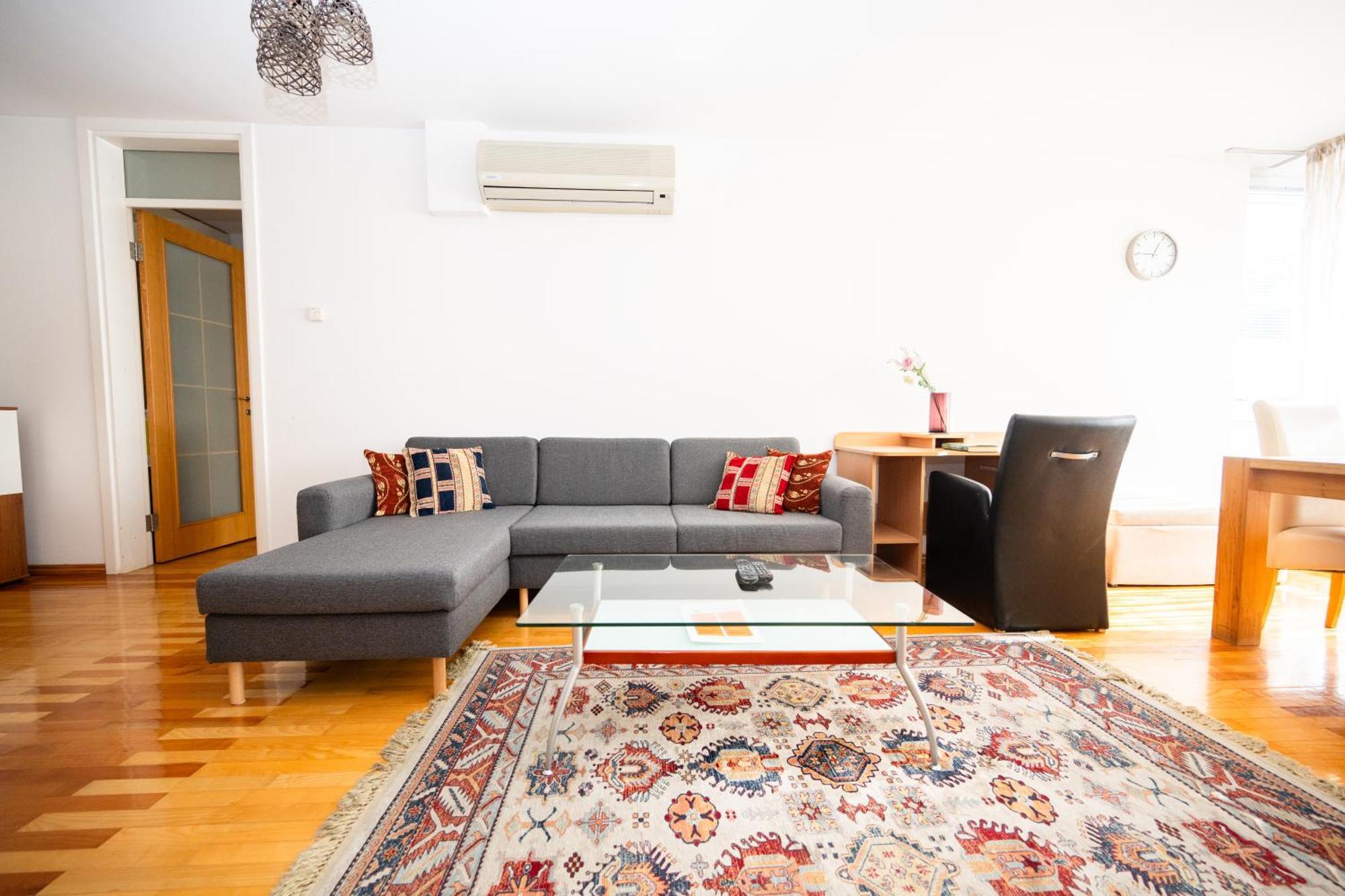 Modern 2Bdr Apartment In The Center- Free Parking SJJ Exterior foto