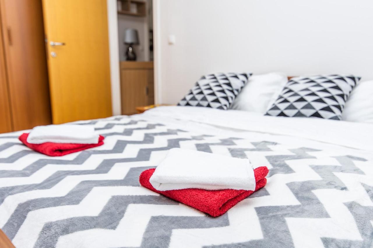 Modern 2Bdr Apartment In The Center- Free Parking SJJ Exterior foto